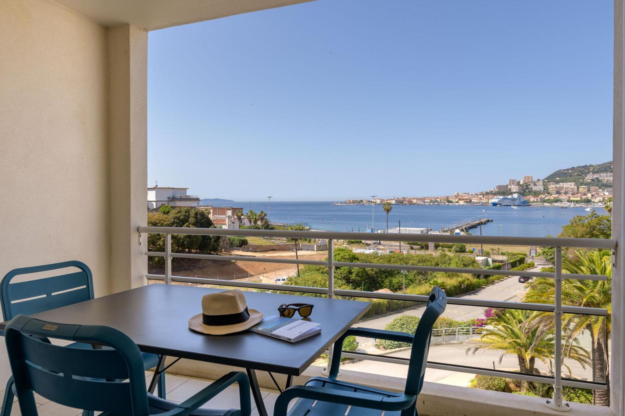 Residence De Tourisme Ajaccio Amiraute Eksteriør billede
