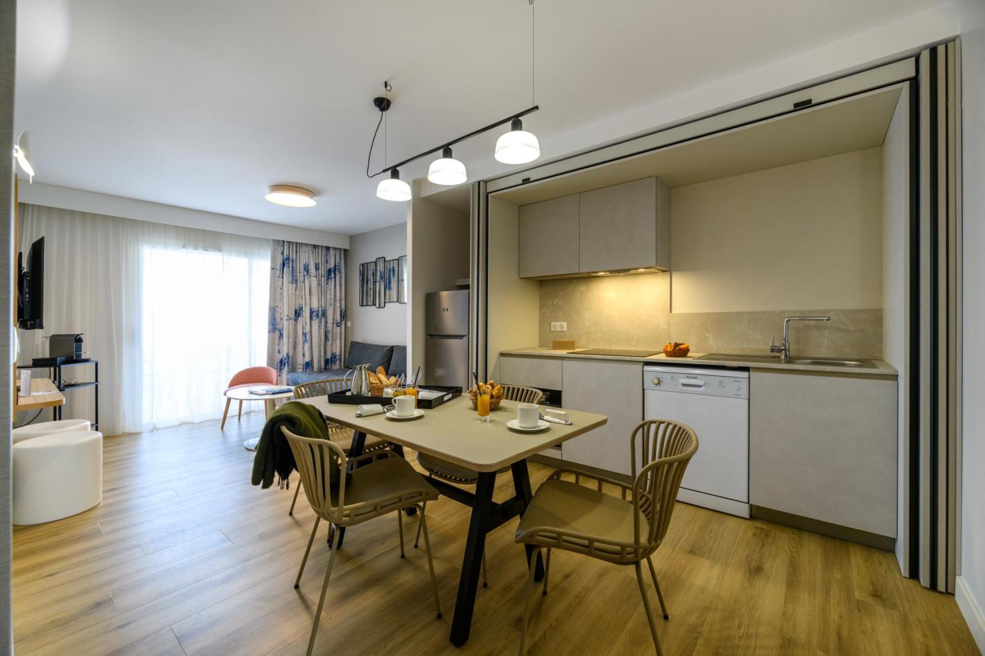 Residence De Tourisme Ajaccio Amiraute Eksteriør billede
